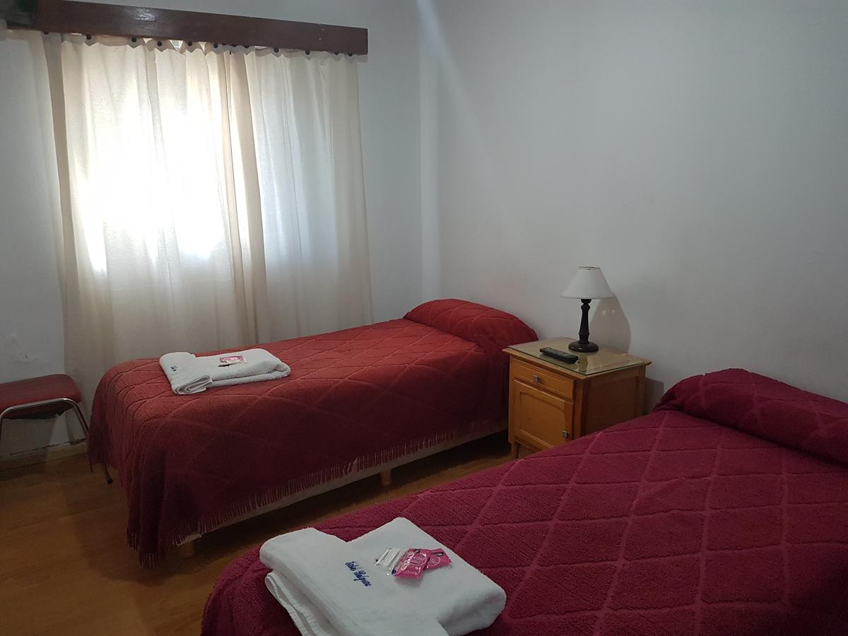 Hotel Belgrano Perito Moreno Eksteriør billede