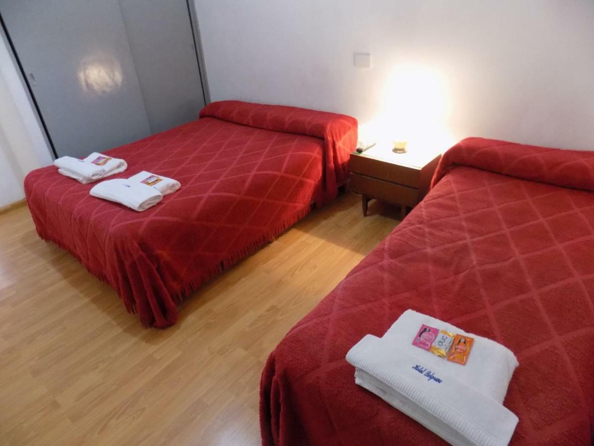 Hotel Belgrano Perito Moreno Eksteriør billede